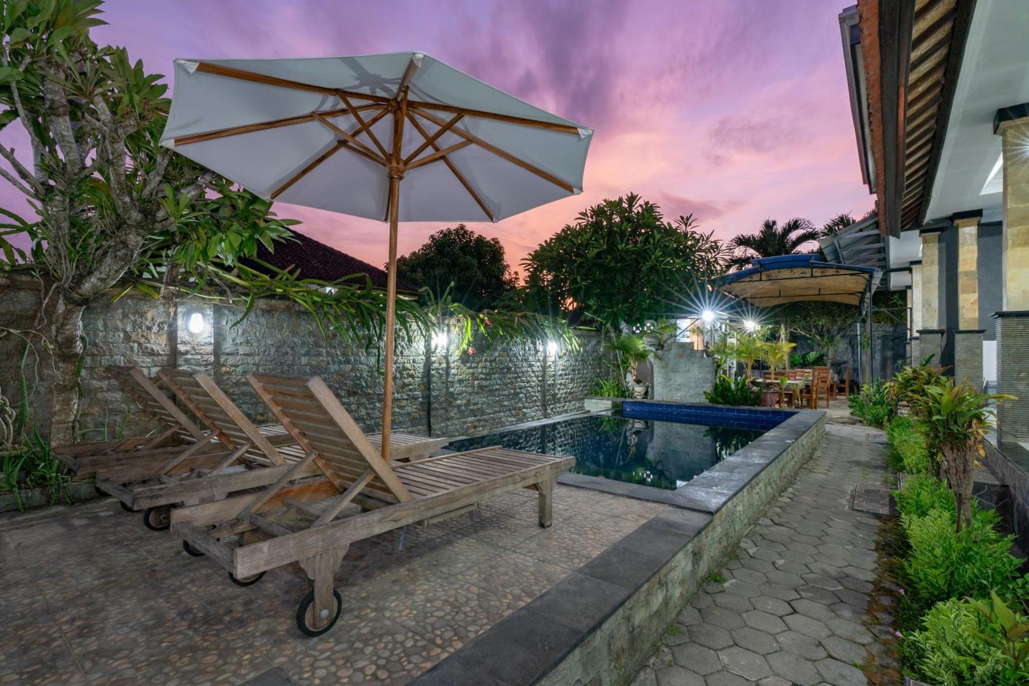 Widia Homestay Nusa Lembongan Exterior photo